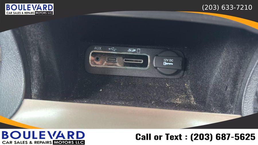 2015 Jeep Grand Cherokee Limited Sport Utility 4D, available for sale in New Haven, Connecticut | Boulevard Motors LLC. New Haven, Connecticut 2015 Jeep Grand Cherokee Limited Sport Utility 4D, available for sale in New Haven, Connecticut | Boulevard Motors LLC. New Haven, Connecticut