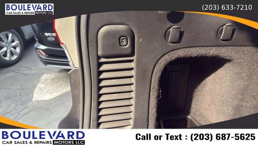 2015 Jeep Grand Cherokee Limited Sport Utility 4D, available for sale in New Haven, Connecticut | Boulevard Motors LLC. New Haven, Connecticut 2015 Jeep Grand Cherokee Limited Sport Utility 4D, available for sale in New Haven, Connecticut | Boulevard Motors LLC. New Haven, Connecticut