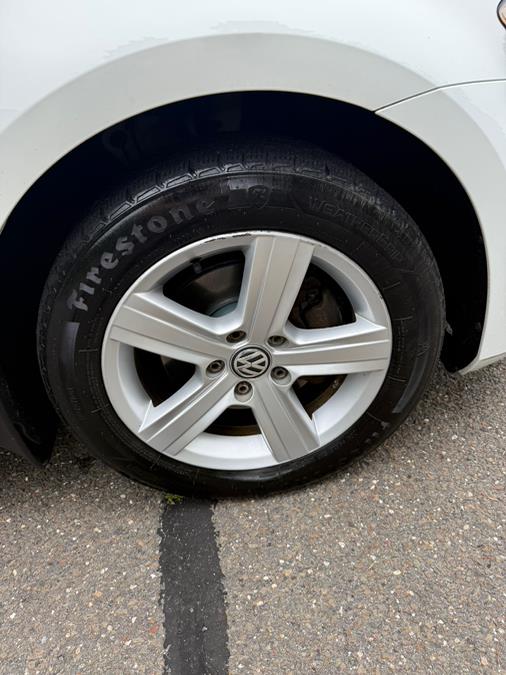2015 Volkswagen Golf SportWagen 4dr DSG TDI S, available for sale in Waterbury, Connecticut | Platinum Auto Care. Waterbury, Connecticut 2015 Volkswagen Golf SportWagen 4dr DSG TDI S, available for sale in Waterbury, Connecticut | Platinum Auto Care. Waterbury, Connecticut