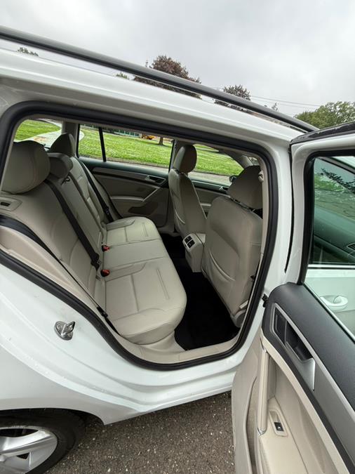 2015 Volkswagen Golf SportWagen 4dr DSG TDI S, available for sale in Waterbury, Connecticut | Platinum Auto Care. Waterbury, Connecticut 2015 Volkswagen Golf SportWagen 4dr DSG TDI S, available for sale in Waterbury, Connecticut | Platinum Auto Care. Waterbury, Connecticut