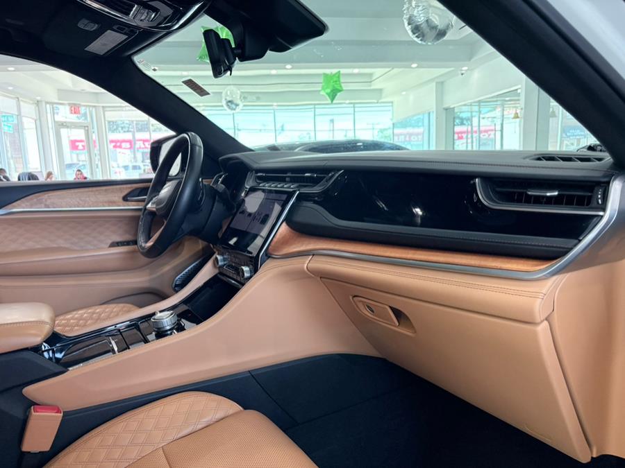 2022 Jeep Grand Cherokee L Summit Reserve 4x4, available for sale in Franklin Square, New York | Luxury Motor Club. Franklin Square, New York 2022 Jeep Grand Cherokee L Summit Reserve 4x4, available for sale in Franklin Square, New York | Luxury Motor Club. Franklin Square, New York