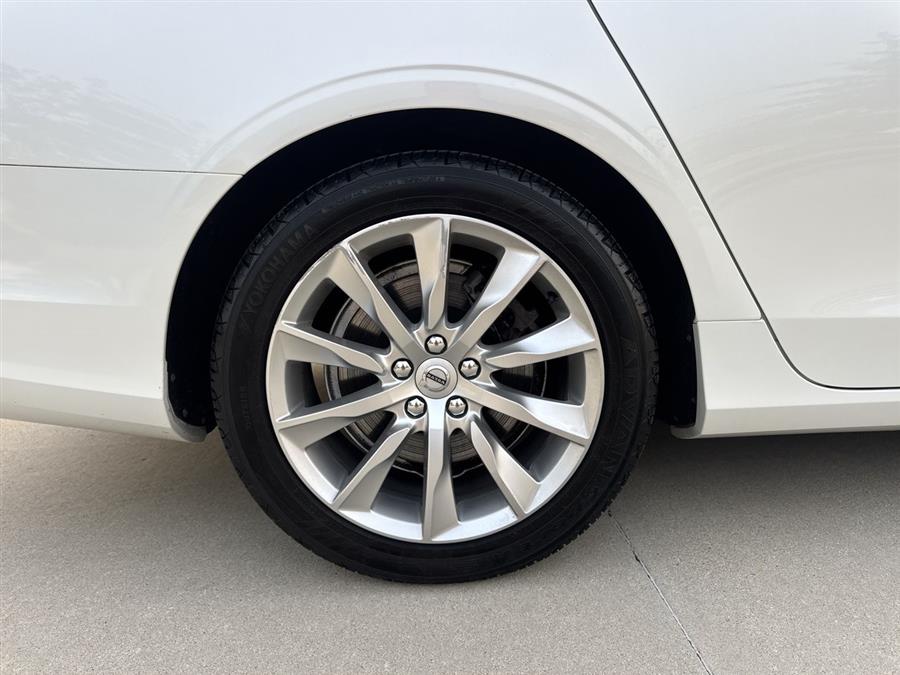 2017 Volvo S90 T6 Momentum, available for sale in Elida, Ohio | Josh's All Under Ten LLC. Elida, Ohio 2017 Volvo S90 T6 Momentum, available for sale in Elida, Ohio | Josh's All Under Ten LLC. Elida, Ohio