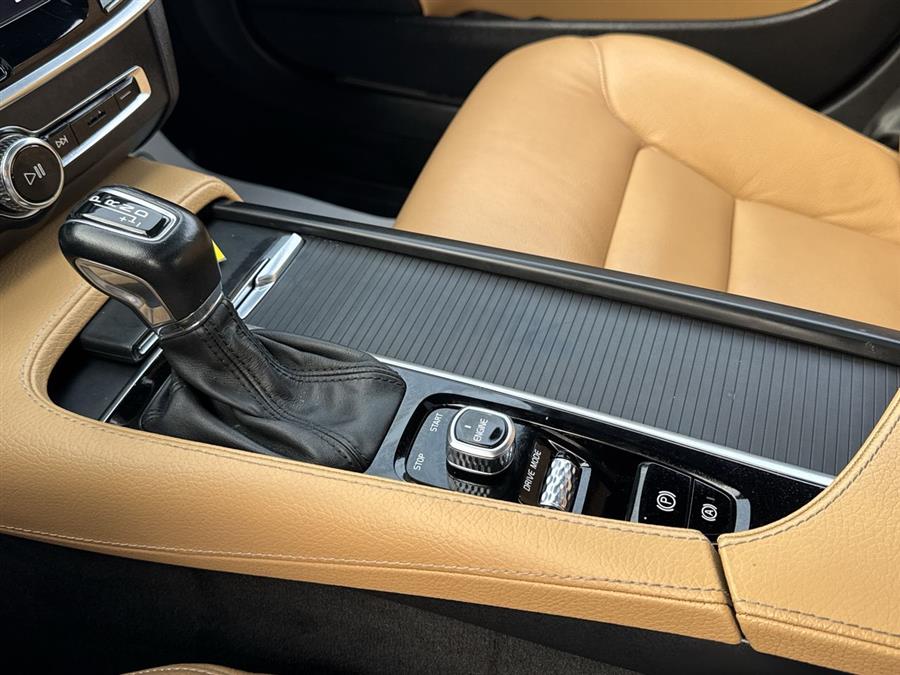 2017 Volvo S90 T6 Momentum, available for sale in Elida, Ohio | Josh's All Under Ten LLC. Elida, Ohio 2017 Volvo S90 T6 Momentum, available for sale in Elida, Ohio | Josh's All Under Ten LLC. Elida, Ohio