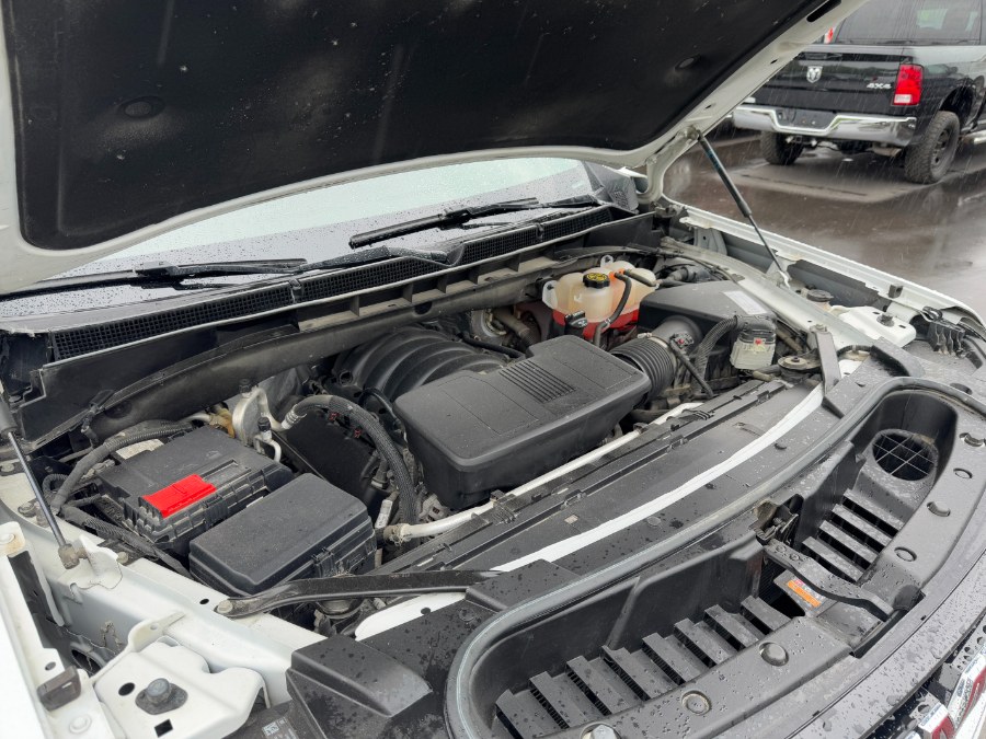 2021 GMC Yukon 4WD 4dr SLE, available for sale in Ortonville, Michigan | Marsh Auto Sales LLC. Ortonville, Michigan 2021 GMC Yukon 4WD 4dr SLE, available for sale in Ortonville, Michigan | Marsh Auto Sales LLC. Ortonville, Michigan