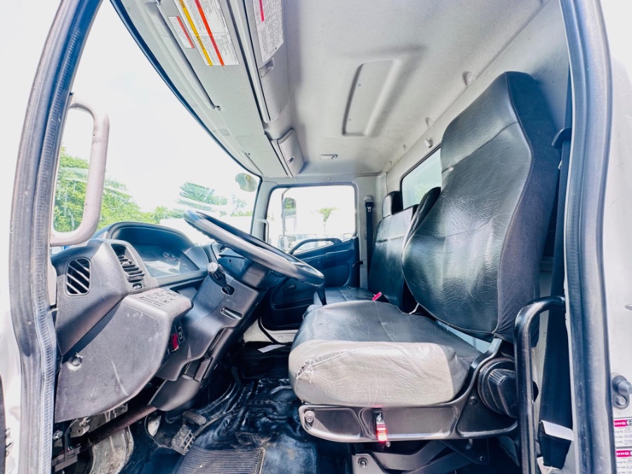 2020 HINO 268A 26 FEET DRY BOX + LIFTE GATE + NO CDL, available for sale in South Amboy, New Jersey | NJ Truck Spot. South Amboy, New Jersey 2020 HINO 268A 26 FEET DRY BOX + LIFTE GATE + NO CDL, available for sale in South Amboy, New Jersey | NJ Truck Spot. South Amboy, New Jersey