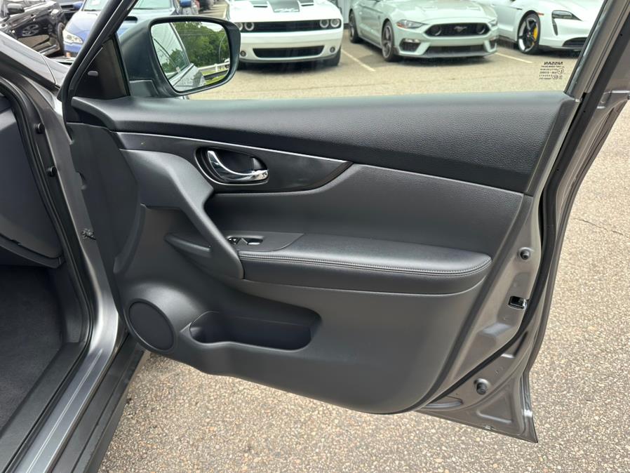 2018 Nissan Rogue AWD SV, available for sale in South Windsor, Connecticut | Mike And Tony Auto Sales, Inc. South Windsor, Connecticut 2018 Nissan Rogue AWD SV, available for sale in South Windsor, Connecticut | Mike And Tony Auto Sales, Inc. South Windsor, Connecticut