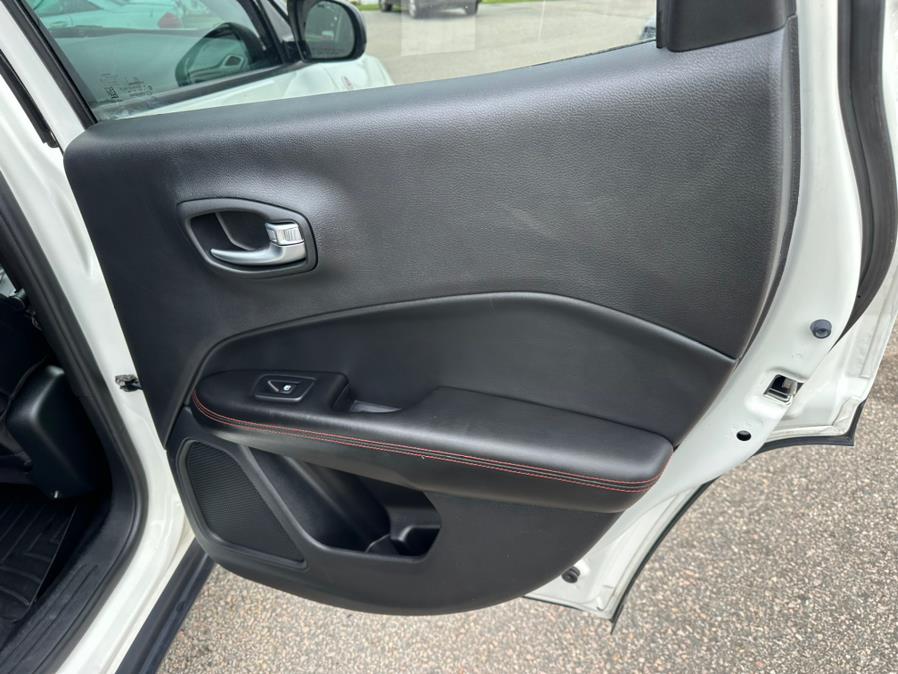 2019 Jeep Compass Trailhawk 4x4, available for sale in South Windsor, Connecticut | Mike And Tony Auto Sales, Inc. South Windsor, Connecticut 2019 Jeep Compass Trailhawk 4x4, available for sale in South Windsor, Connecticut | Mike And Tony Auto Sales, Inc. South Windsor, Connecticut