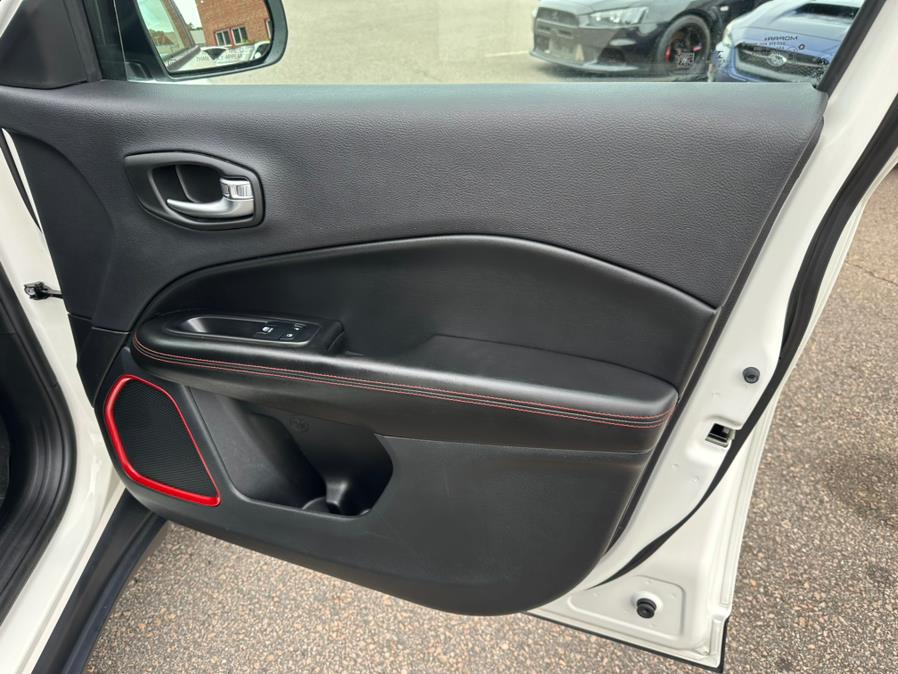 2019 Jeep Compass Trailhawk 4x4, available for sale in South Windsor, Connecticut | Mike And Tony Auto Sales, Inc. South Windsor, Connecticut 2019 Jeep Compass Trailhawk 4x4, available for sale in South Windsor, Connecticut | Mike And Tony Auto Sales, Inc. South Windsor, Connecticut