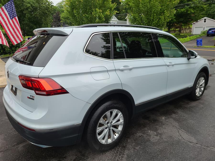 2018 Volkswagen Tiguan 2.0T SEL 4MOTION, available for sale in Canton, Connecticut | Lava Motors. Canton, Connecticut 2018 Volkswagen Tiguan 2.0T SEL 4MOTION, available for sale in Canton, Connecticut | Lava Motors. Canton, Connecticut