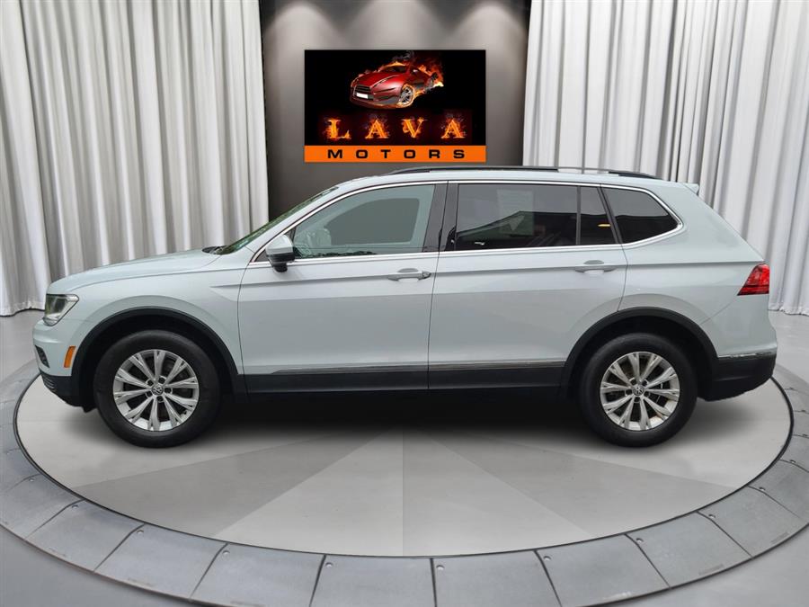 2018 Volkswagen Tiguan 2.0T SEL 4MOTION, available for sale in Canton, Connecticut | Lava Motors. Canton, Connecticut 2018 Volkswagen Tiguan 2.0T SEL 4MOTION, available for sale in Canton, Connecticut | Lava Motors. Canton, Connecticut
