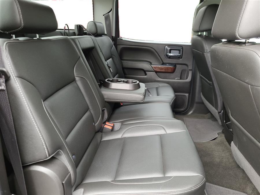 2018 GMC Sierra 2500HD 4WD Crew Cab 153.7" SLT, available for sale in Canton, Connecticut | Lava Motors. Canton, Connecticut 2018 GMC Sierra 2500HD 4WD Crew Cab 153.7" SLT, available for sale in Canton, Connecticut | Lava Motors. Canton, Connecticut