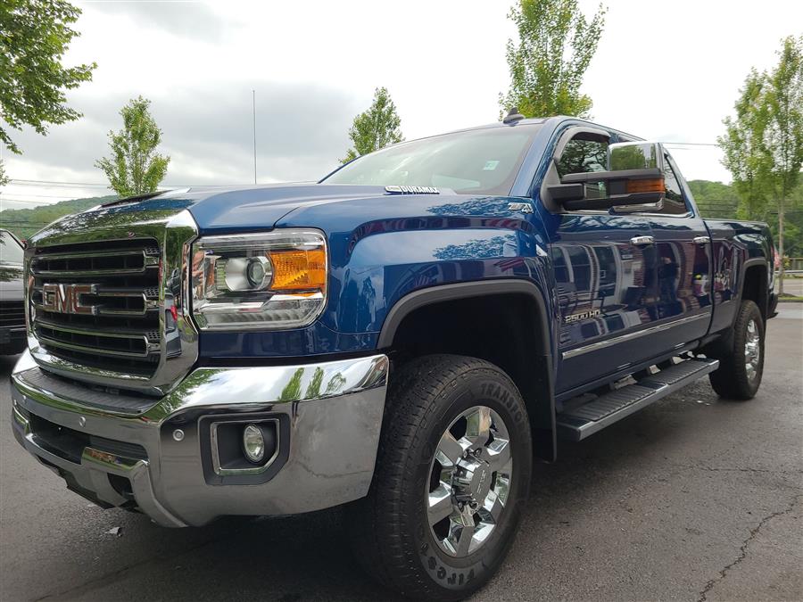 2018 GMC Sierra 2500HD 4WD Crew Cab 153.7" SLT, available for sale in Canton, Connecticut | Lava Motors. Canton, Connecticut 2018 GMC Sierra 2500HD 4WD Crew Cab 153.7" SLT, available for sale in Canton, Connecticut | Lava Motors. Canton, Connecticut