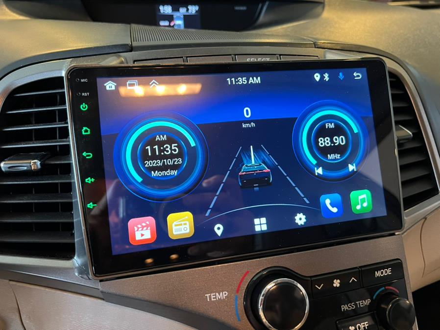 2014 Toyota Venza 4dr Wgn V6 FWD XLE (Natl), available for sale in West Hartford, Connecticut | AutoMax. West Hartford, Connecticut 2014 Toyota Venza 4dr Wgn V6 FWD XLE (Natl), available for sale in West Hartford, Connecticut | AutoMax. West Hartford, Connecticut