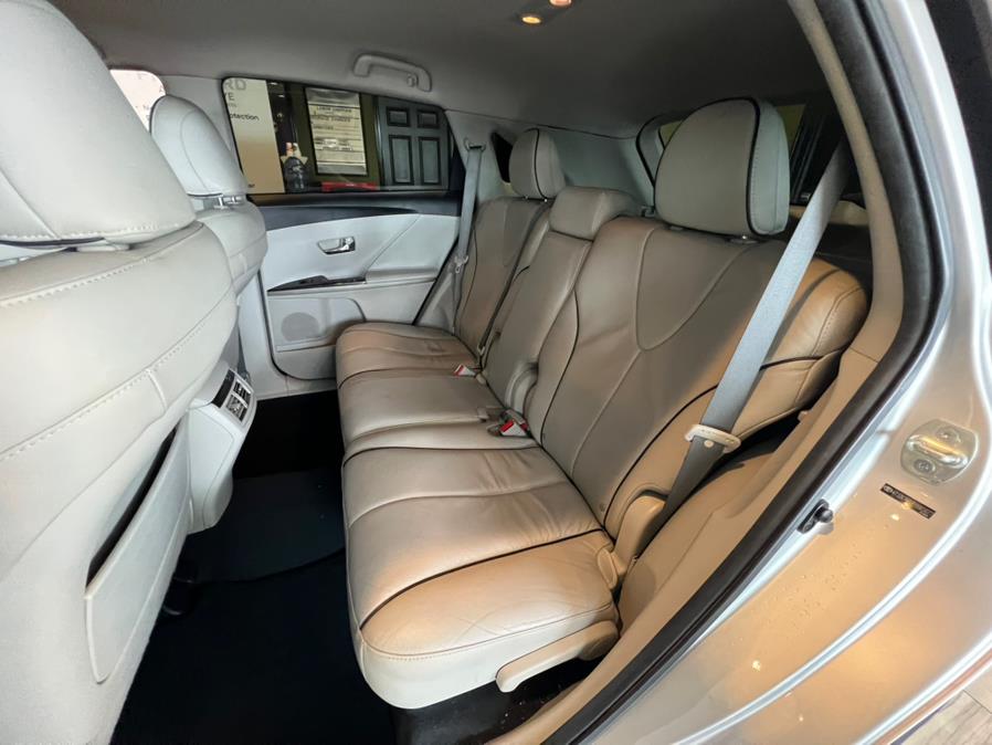 2014 Toyota Venza 4dr Wgn V6 FWD XLE (Natl), available for sale in West Hartford, Connecticut | AutoMax. West Hartford, Connecticut 2014 Toyota Venza 4dr Wgn V6 FWD XLE (Natl), available for sale in West Hartford, Connecticut | AutoMax. West Hartford, Connecticut