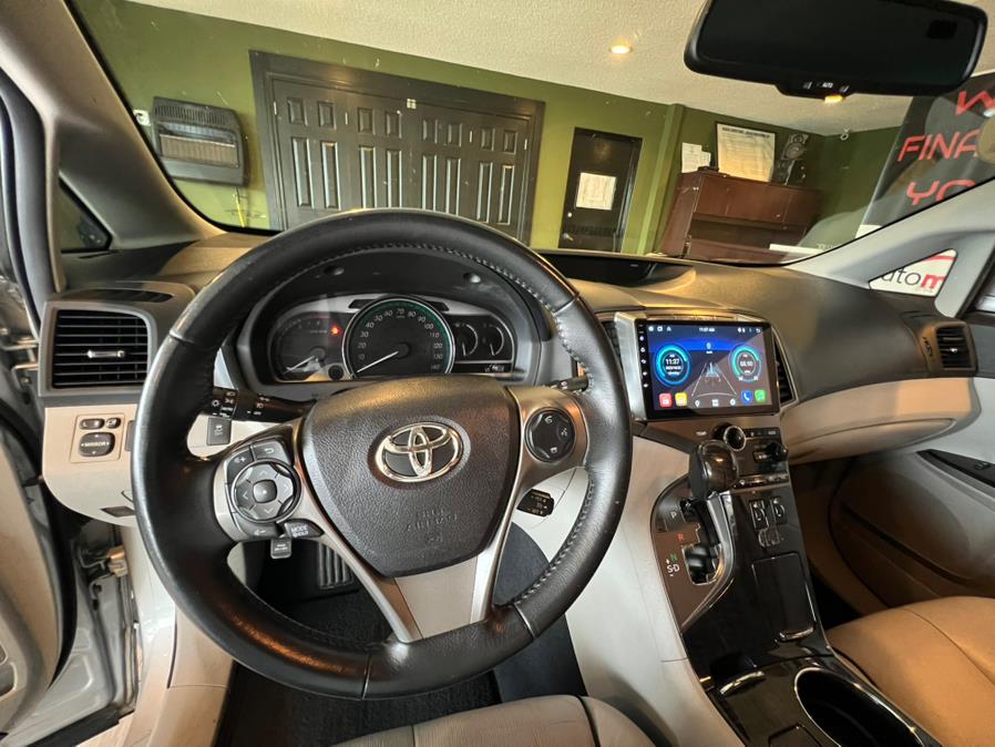 2014 Toyota Venza 4dr Wgn V6 FWD XLE (Natl), available for sale in West Hartford, Connecticut | AutoMax. West Hartford, Connecticut 2014 Toyota Venza 4dr Wgn V6 FWD XLE (Natl), available for sale in West Hartford, Connecticut | AutoMax. West Hartford, Connecticut