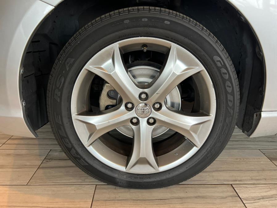 2014 Toyota Venza 4dr Wgn V6 FWD XLE (Natl), available for sale in West Hartford, Connecticut | AutoMax. West Hartford, Connecticut 2014 Toyota Venza 4dr Wgn V6 FWD XLE (Natl), available for sale in West Hartford, Connecticut | AutoMax. West Hartford, Connecticut