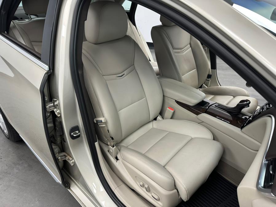 2014 Cadillac XTS 4dr Sdn Luxury FWD, available for sale in Elizabeth, New Jersey | M Auto Group. Elizabeth, New Jersey 2014 Cadillac XTS 4dr Sdn Luxury FWD, available for sale in Elizabeth, New Jersey | M Auto Group. Elizabeth, New Jersey