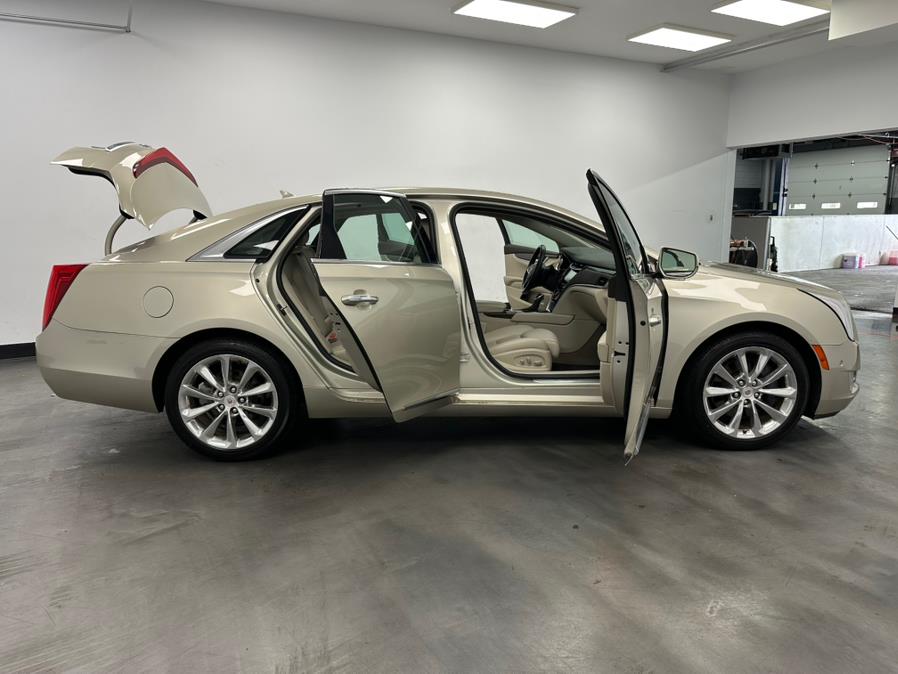 2014 Cadillac XTS 4dr Sdn Luxury FWD, available for sale in Elizabeth, New Jersey | M Auto Group. Elizabeth, New Jersey 2014 Cadillac XTS 4dr Sdn Luxury FWD, available for sale in Elizabeth, New Jersey | M Auto Group. Elizabeth, New Jersey