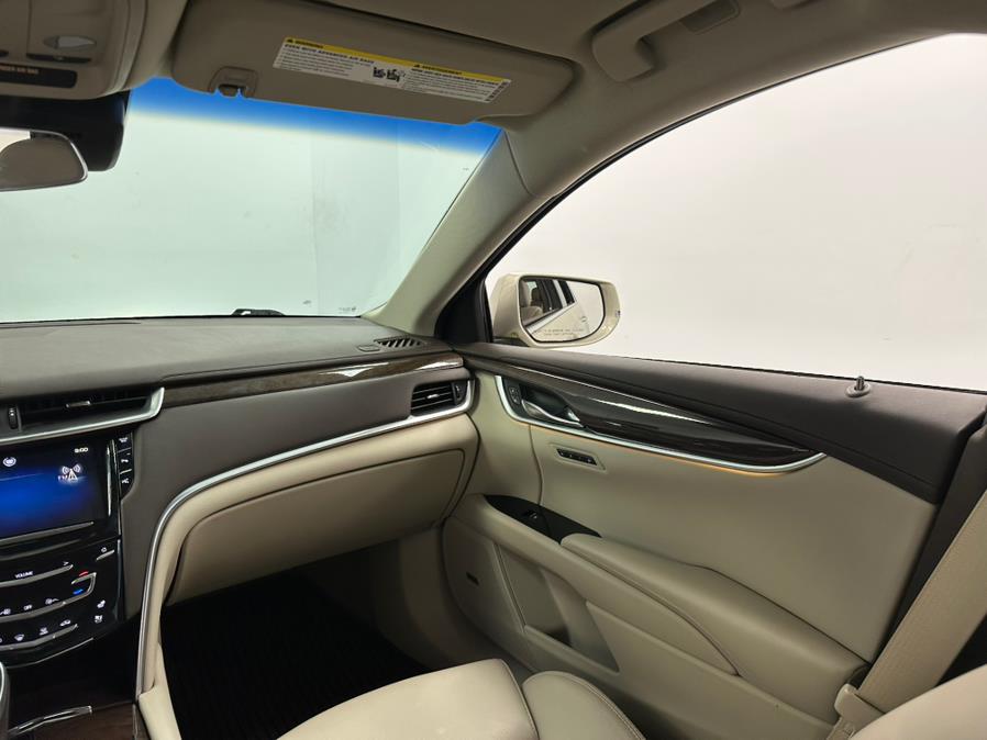 2014 Cadillac XTS 4dr Sdn Luxury FWD, available for sale in Elizabeth, New Jersey | M Auto Group. Elizabeth, New Jersey 2014 Cadillac XTS 4dr Sdn Luxury FWD, available for sale in Elizabeth, New Jersey | M Auto Group. Elizabeth, New Jersey