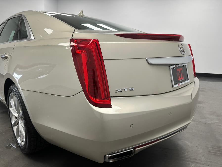 2014 Cadillac XTS 4dr Sdn Luxury FWD, available for sale in Elizabeth, New Jersey | M Auto Group. Elizabeth, New Jersey 2014 Cadillac XTS 4dr Sdn Luxury FWD, available for sale in Elizabeth, New Jersey | M Auto Group. Elizabeth, New Jersey