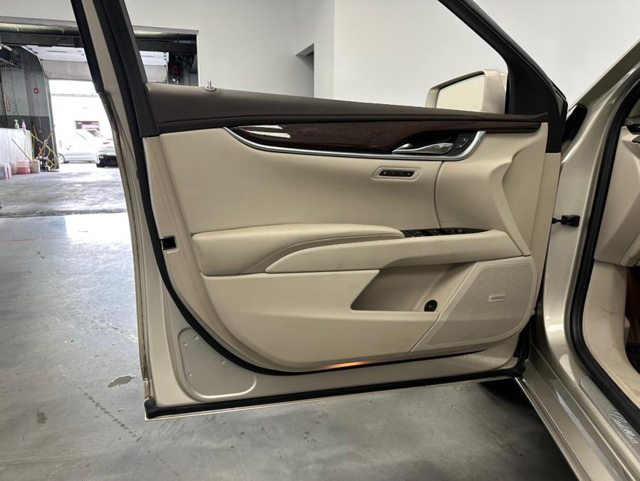 2014 Cadillac XTS 4dr Sdn Luxury FWD, available for sale in Elizabeth, New Jersey | M Auto Group. Elizabeth, New Jersey 2014 Cadillac XTS 4dr Sdn Luxury FWD, available for sale in Elizabeth, New Jersey | M Auto Group. Elizabeth, New Jersey