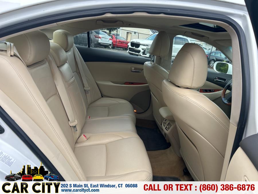 2010 Lexus ES 350 4dr Sdn, available for sale in East Windsor, Connecticut | Car City LLC. East Windsor, Connecticut 2010 Lexus ES 350 4dr Sdn, available for sale in East Windsor, Connecticut | Car City LLC. East Windsor, Connecticut