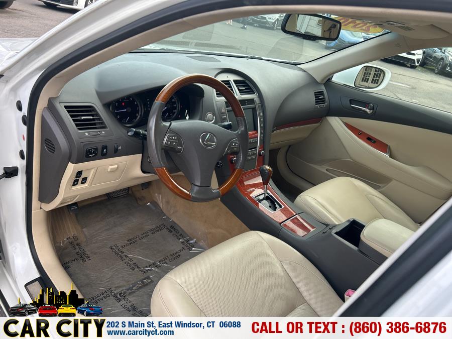 2010 Lexus ES 350 4dr Sdn, available for sale in East Windsor, Connecticut | Car City LLC. East Windsor, Connecticut 2010 Lexus ES 350 4dr Sdn, available for sale in East Windsor, Connecticut | Car City LLC. East Windsor, Connecticut