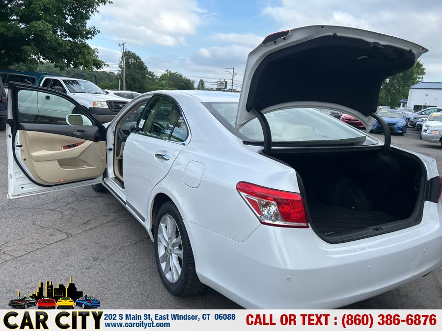 2010 Lexus ES 350 4dr Sdn, available for sale in East Windsor, Connecticut | Car City LLC. East Windsor, Connecticut 2010 Lexus ES 350 4dr Sdn, available for sale in East Windsor, Connecticut | Car City LLC. East Windsor, Connecticut