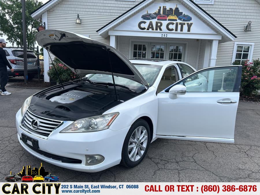 2010 Lexus ES 350 4dr Sdn, available for sale in East Windsor, Connecticut | Car City LLC. East Windsor, Connecticut 2010 Lexus ES 350 4dr Sdn, available for sale in East Windsor, Connecticut | Car City LLC. East Windsor, Connecticut