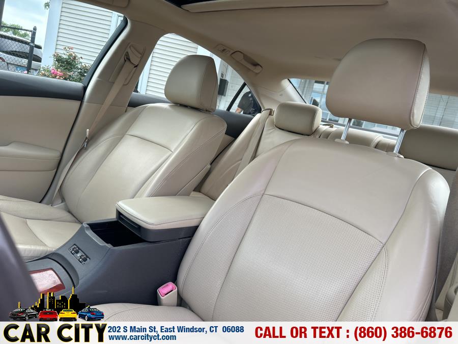 2010 Lexus ES 350 4dr Sdn, available for sale in East Windsor, Connecticut | Car City LLC. East Windsor, Connecticut 2010 Lexus ES 350 4dr Sdn, available for sale in East Windsor, Connecticut | Car City LLC. East Windsor, Connecticut
