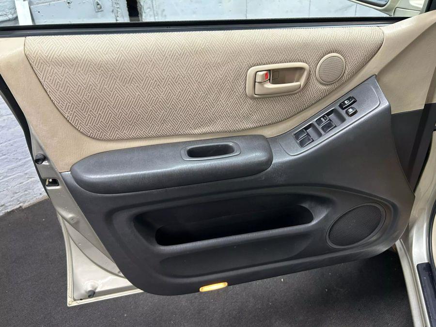 2002 Toyota Highlander Sport Utility 4D, available for sale in Garfield, New Jersey | Urban Motors Collection. Garfield, New Jersey 2002 Toyota Highlander Sport Utility 4D, available for sale in Garfield, New Jersey | Urban Motors Collection. Garfield, New Jersey
