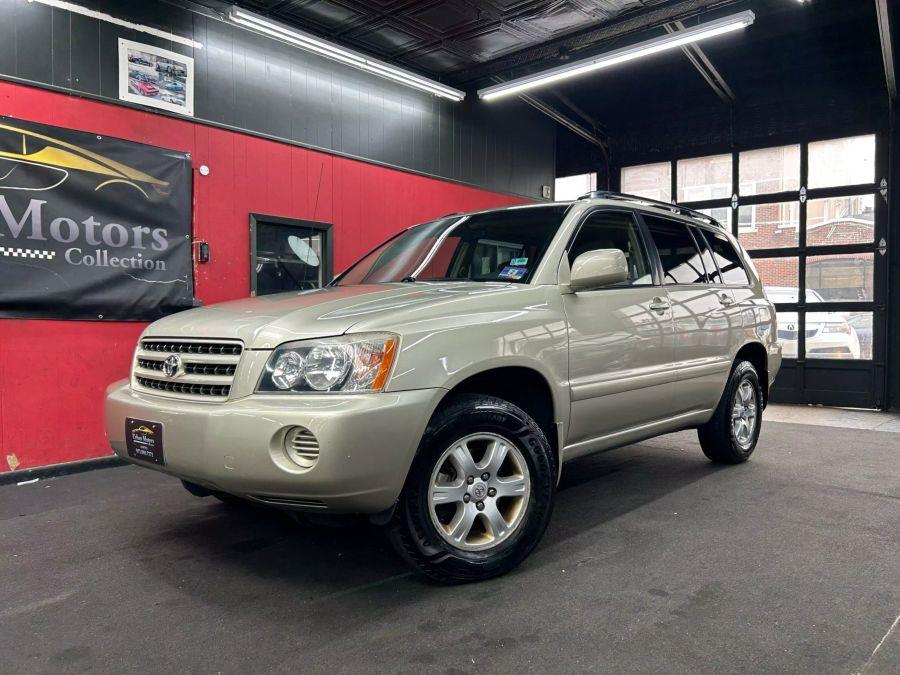 2002 Toyota Highlander Sport Utility 4D, available for sale in Garfield, New Jersey | Urban Motors Collection. Garfield, New Jersey 2002 Toyota Highlander Sport Utility 4D, available for sale in Garfield, New Jersey | Urban Motors Collection. Garfield, New Jersey