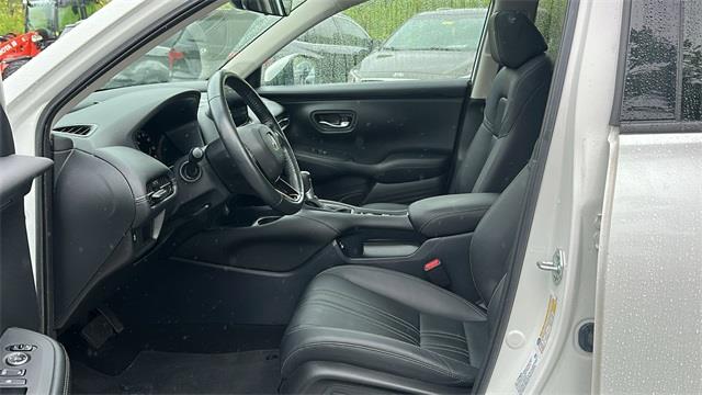 2023 Honda Hr-v EX-L, available for sale in Avon, Connecticut | Sullivan Automotive Group. Avon, Connecticut 2023 Honda Hr-v EX-L, available for sale in Avon, Connecticut | Sullivan Automotive Group. Avon, Connecticut