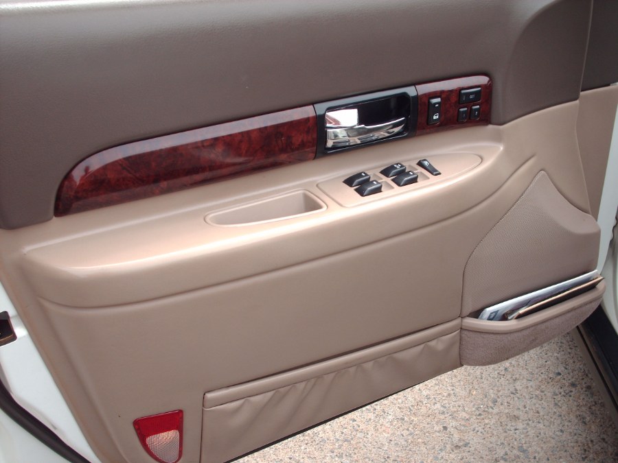 2001 Lincoln LS 4dr Sdn V8 Auto, available for sale in Warwick, Rhode Island | Premier Automotive Sales. Warwick, Rhode Island 2001 Lincoln LS 4dr Sdn V8 Auto, available for sale in Warwick, Rhode Island | Premier Automotive Sales. Warwick, Rhode Island
