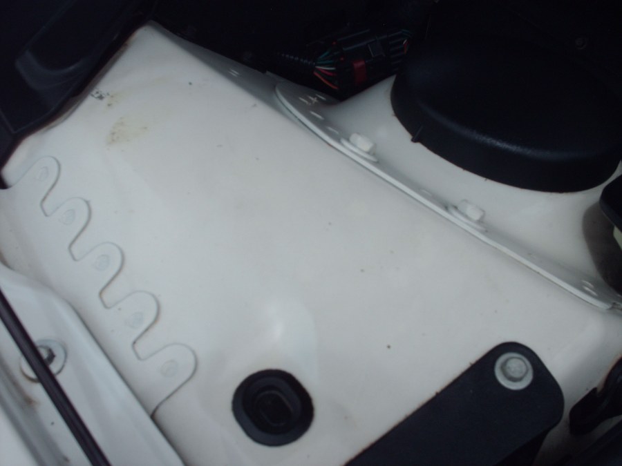 2001 Lincoln LS 4dr Sdn V8 Auto, available for sale in Warwick, Rhode Island | Premier Automotive Sales. Warwick, Rhode Island 2001 Lincoln LS 4dr Sdn V8 Auto, available for sale in Warwick, Rhode Island | Premier Automotive Sales. Warwick, Rhode Island