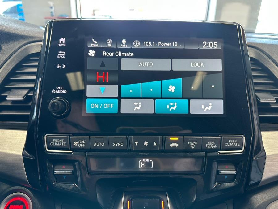 2019 Honda Odyssey EX-L Auto, available for sale in Inwood, New York | 5 Towns Drive. Inwood, New York 2019 Honda Odyssey EX-L Auto, available for sale in Inwood, New York | 5 Towns Drive. Inwood, New York