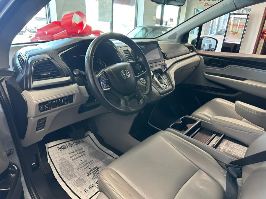 2019 Honda Odyssey EX-L Auto, available for sale in Inwood, New York | 5 Towns Drive. Inwood, New York 2019 Honda Odyssey EX-L Auto, available for sale in Inwood, New York | 5 Towns Drive. Inwood, New York