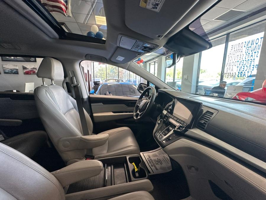 2019 Honda Odyssey EX-L Auto, available for sale in Inwood, New York | 5 Towns Drive. Inwood, New York 2019 Honda Odyssey EX-L Auto, available for sale in Inwood, New York | 5 Towns Drive. Inwood, New York