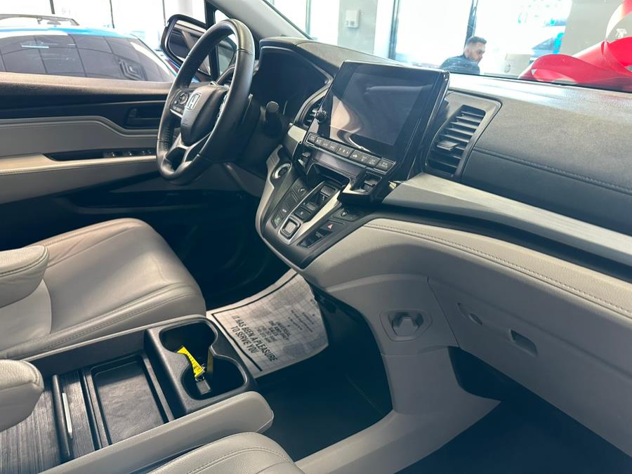 2019 Honda Odyssey EX-L Auto, available for sale in Inwood, New York | 5 Towns Drive. Inwood, New York 2019 Honda Odyssey EX-L Auto, available for sale in Inwood, New York | 5 Towns Drive. Inwood, New York