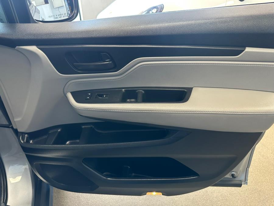 2019 Honda Odyssey EX-L Auto, available for sale in Inwood, New York | 5 Towns Drive. Inwood, New York 2019 Honda Odyssey EX-L Auto, available for sale in Inwood, New York | 5 Towns Drive. Inwood, New York