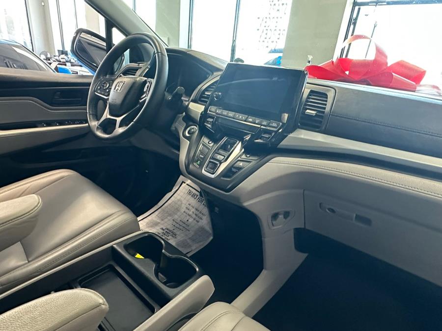 2019 Honda Odyssey EX-L Auto, available for sale in Inwood, New York | 5 Towns Drive. Inwood, New York 2019 Honda Odyssey EX-L Auto, available for sale in Inwood, New York | 5 Towns Drive. Inwood, New York