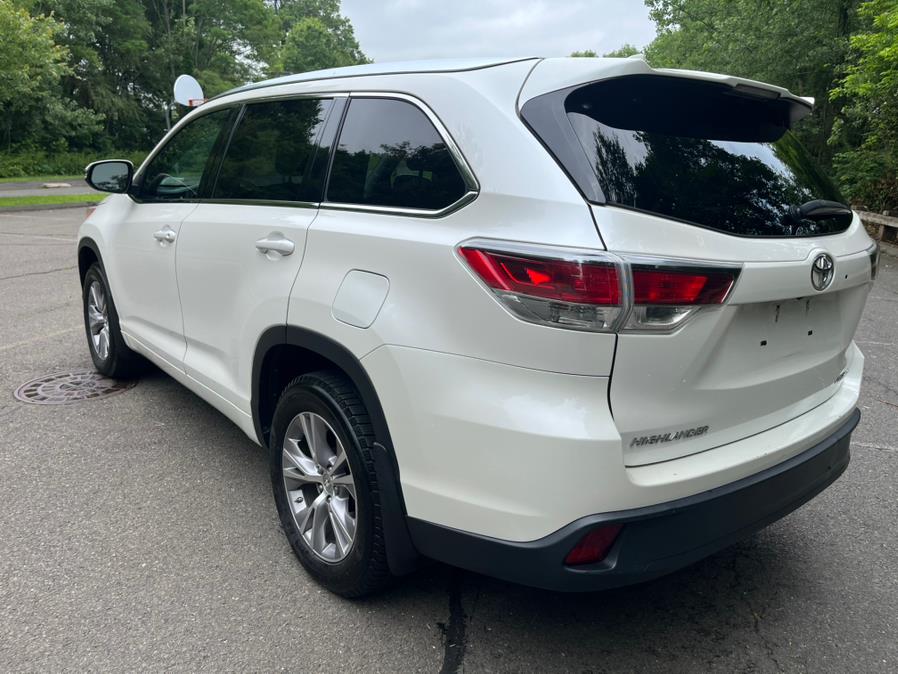 2015 Toyota Highlander AWD 4dr V6 XLE (Natl), available for sale in New Britain, Connecticut | Supreme Automotive. New Britain, Connecticut 2015 Toyota Highlander AWD 4dr V6 XLE (Natl), available for sale in New Britain, Connecticut | Supreme Automotive. New Britain, Connecticut
