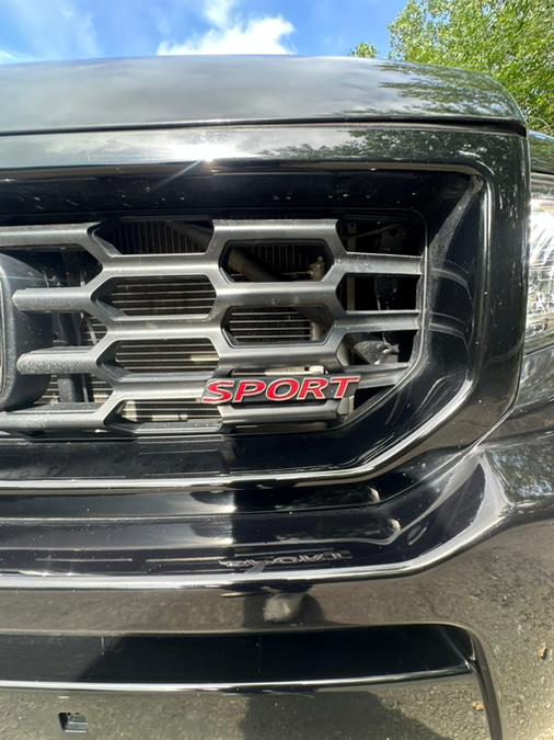 2013 Honda Ridgeline 4WD Crew Cab Sport, available for sale in New Britain, Connecticut | Supreme Automotive. New Britain, Connecticut 2013 Honda Ridgeline 4WD Crew Cab Sport, available for sale in New Britain, Connecticut | Supreme Automotive. New Britain, Connecticut