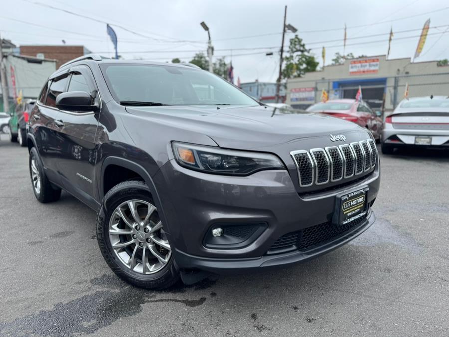 2019 Jeep Cherokee Latitude Plus 4x4, available for sale in Irvington, New Jersey | Elis Motors Corp. Irvington, New Jersey 2019 Jeep Cherokee Latitude Plus 4x4, available for sale in Irvington, New Jersey | Elis Motors Corp. Irvington, New Jersey