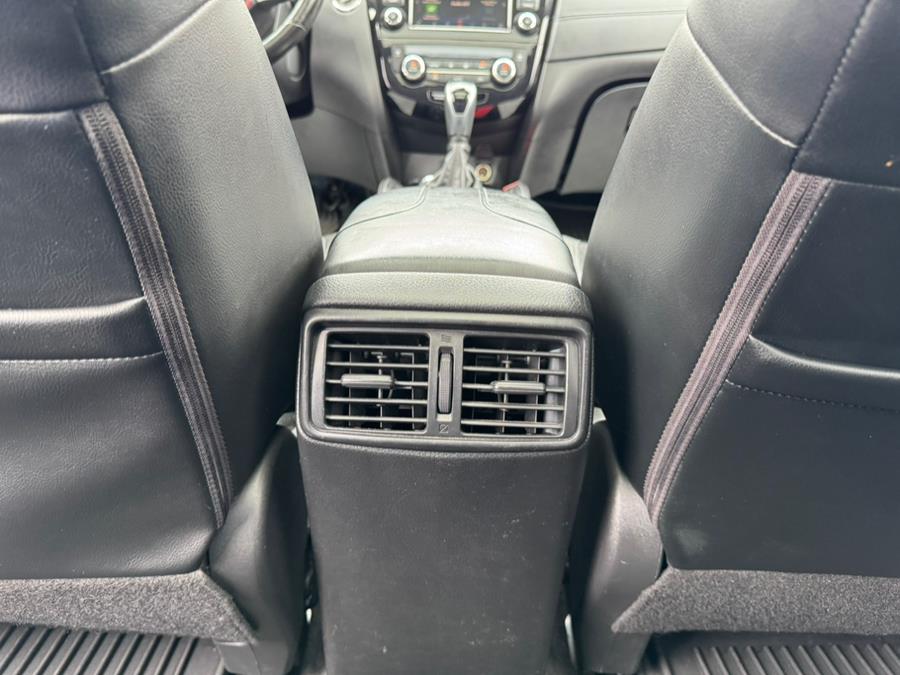 2018 Nissan Rogue AWD SL, available for sale in Irvington, New Jersey | Elis Motors Corp. Irvington, New Jersey 2018 Nissan Rogue AWD SL, available for sale in Irvington, New Jersey | Elis Motors Corp. Irvington, New Jersey