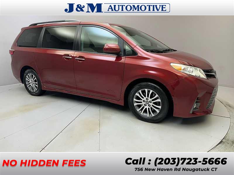 2018 Toyota Sienna XLE, available for sale in Naugatuck, Connecticut | J&M Automotive Sls&Svc LLC. Naugatuck, Connecticut 2018 Toyota Sienna XLE, available for sale in Naugatuck, Connecticut | J&M Automotive Sls&Svc LLC. Naugatuck, Connecticut