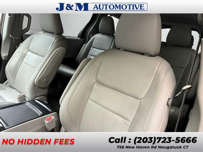 2018 Toyota Sienna XLE, available for sale in Naugatuck, Connecticut | J&M Automotive Sls&Svc LLC. Naugatuck, Connecticut 2018 Toyota Sienna XLE, available for sale in Naugatuck, Connecticut | J&M Automotive Sls&Svc LLC. Naugatuck, Connecticut