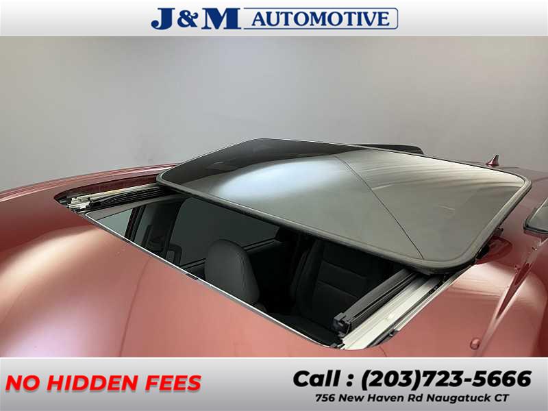 2018 Toyota Sienna XLE, available for sale in Naugatuck, Connecticut | J&M Automotive Sls&Svc LLC. Naugatuck, Connecticut 2018 Toyota Sienna XLE, available for sale in Naugatuck, Connecticut | J&M Automotive Sls&Svc LLC. Naugatuck, Connecticut