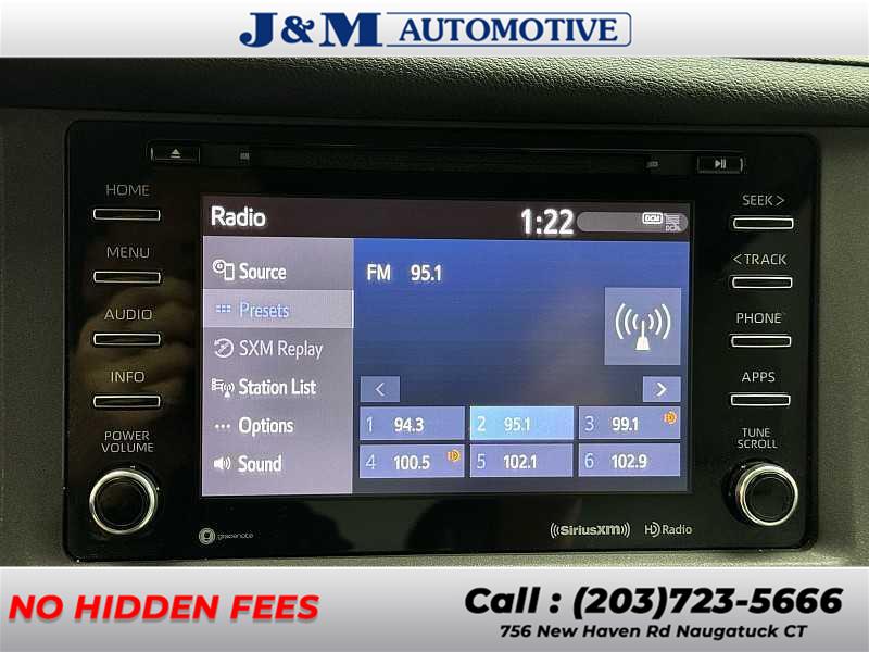 2018 Toyota Sienna XLE, available for sale in Naugatuck, Connecticut | J&M Automotive Sls&Svc LLC. Naugatuck, Connecticut 2018 Toyota Sienna XLE, available for sale in Naugatuck, Connecticut | J&M Automotive Sls&Svc LLC. Naugatuck, Connecticut