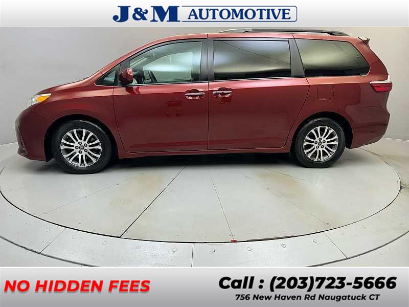 2018 Toyota Sienna XLE, available for sale in Naugatuck, Connecticut | J&M Automotive Sls&Svc LLC. Naugatuck, Connecticut 2018 Toyota Sienna XLE, available for sale in Naugatuck, Connecticut | J&M Automotive Sls&Svc LLC. Naugatuck, Connecticut